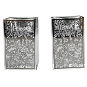 PAIR CRYSTAL SQUARE CANDLESTICKS 8 CM WITH METAL PLATE