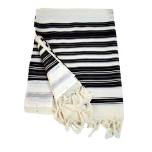 Chabad Tallis 70 (60x80)
